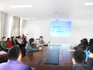 河南大学洪浩教授应邀来365官网讲学