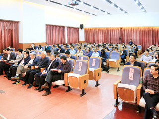 厦门大学别敦荣教授和南京师范大学胡建华教授应邀来365官网为安徽高教论坛作专题报告