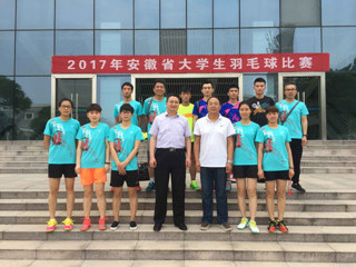 365官网羽毛球健儿在省大学生羽毛球比赛上获得优异成绩