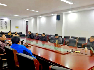 365官网讲席教授尹利长来校开展学术交流