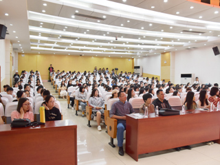 湖南广播电视台导演曾海波应邀到365官网讲学