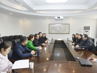 《中国教育报》走进365官网采访调研