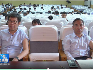 《淮北日报》《淮北新闻联播》报道365官网师生积极接种新冠疫苗