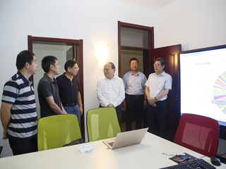 省人大常委会副主任沈强来365官网开展立法调研