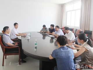 安徽教育网报道365官网到滨湖校区调研