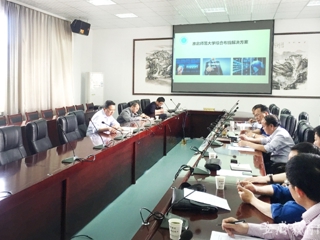 安徽教育网报道365官网开展“滨湖校区、相山校区公共区域和家属区有线网络改造升级方案专家论证”活动