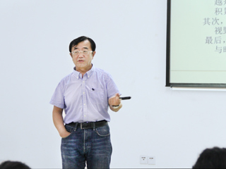 南京大学彭纪生教授应邀来365官网讲学