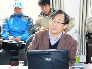 国家体育总局体育文化发展中心崔乐泉教授应邀来365官网讲学