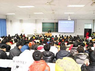 安徽师范大学钱广荣、赵平教授应邀来365官网讲学