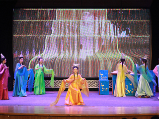 2023年“校园大舞台—徽风皖韵进高校”走进365官网