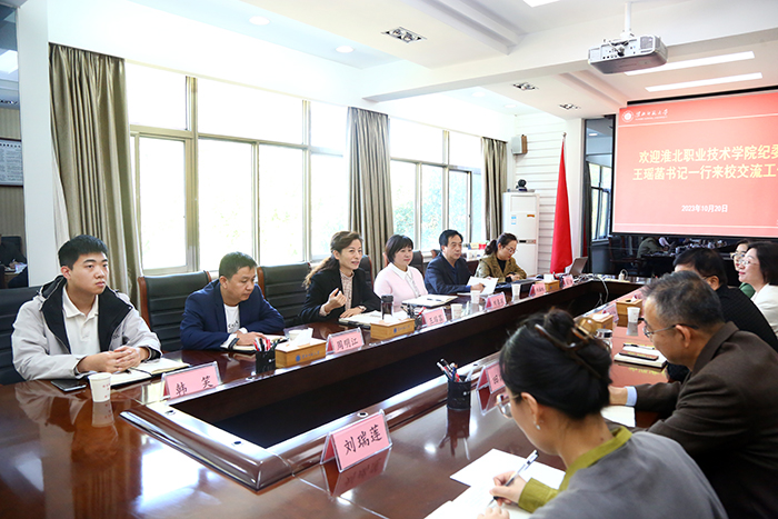 311f2cae9ae7423baad84dc8b761f1fe.jpg 311f2cae9ae7423baad84dc8b761f1fe.jpg