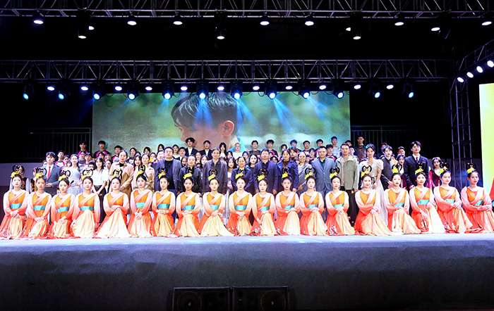 d3514f6bdc0445f1927a81a5b1359b82.jpg d3514f6bdc0445f1927a81a5b1359b82.jpg