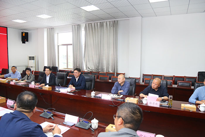 18871671896b47bba6ebd531896c1c2c.jpg 18871671896b47bba6ebd531896c1c2c.jpg