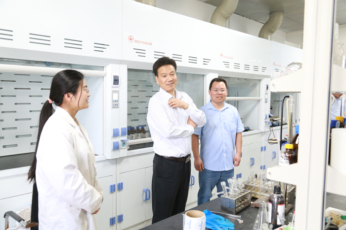 b65e01611e5e454c9ceb481b640b1ca4.jpg b65e01611e5e454c9ceb481b640b1ca4.jpg