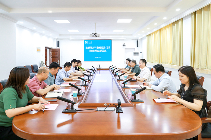 565f24b91b3a4017869c780e8e19c30b.jpg 565f24b91b3a4017869c780e8e19c30b.jpg