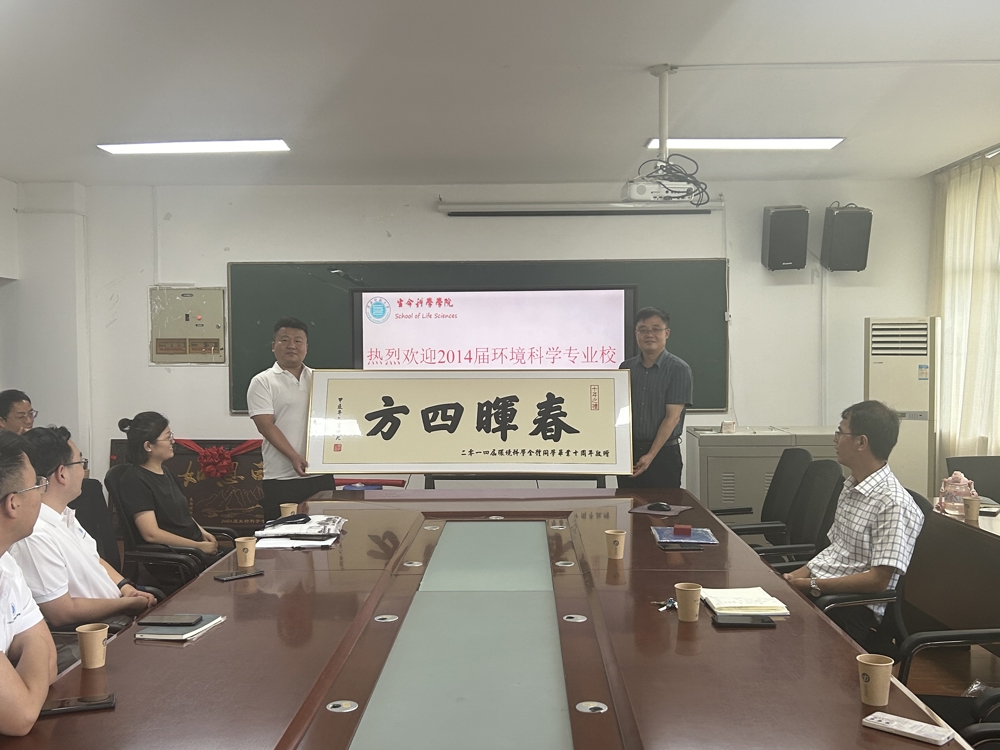 81860b04425d49e8b8a4bff59b56ebf5.jpg 81860b04425d49e8b8a4bff59b56ebf5.jpg