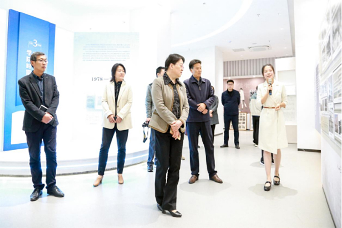 e60a3a2d3374491d90257119cdf21f9c.jpg e60a3a2d3374491d90257119cdf21f9c.jpg