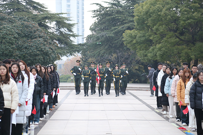 5bf0aa5c5e414d80b9e4bde1acf3e3ec.jpg 5bf0aa5c5e414d80b9e4bde1acf3e3ec.jpg