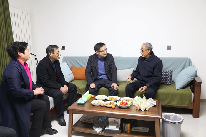 82b83532de2545c69f899172c41659bd.jpg 82b83532de2545c69f899172c41659bd.jpg