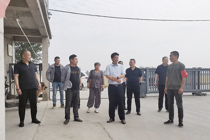 08e580aae2e44c4594554db687f0ce8d.jpg 08e580aae2e44c4594554db687f0ce8d.jpg