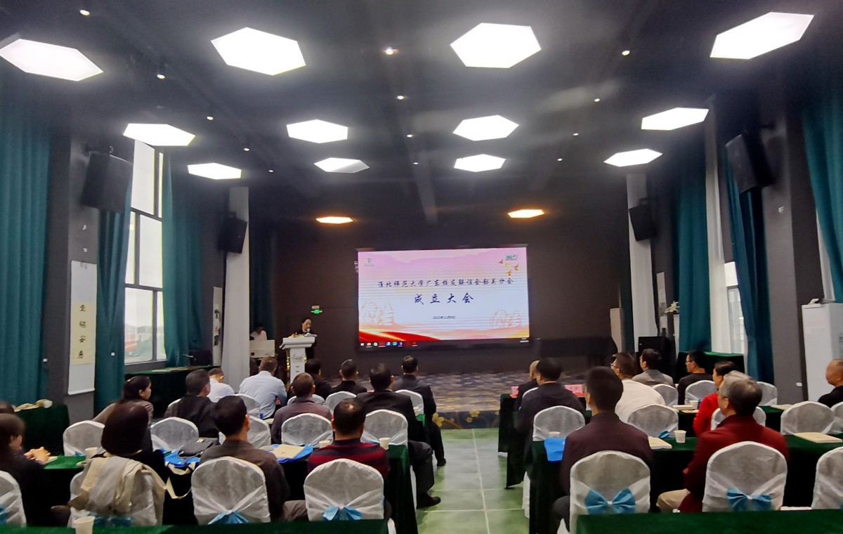 cfc5a611b5f649c1a7aba0477c48152b.jpg cfc5a611b5f649c1a7aba0477c48152b.jpg